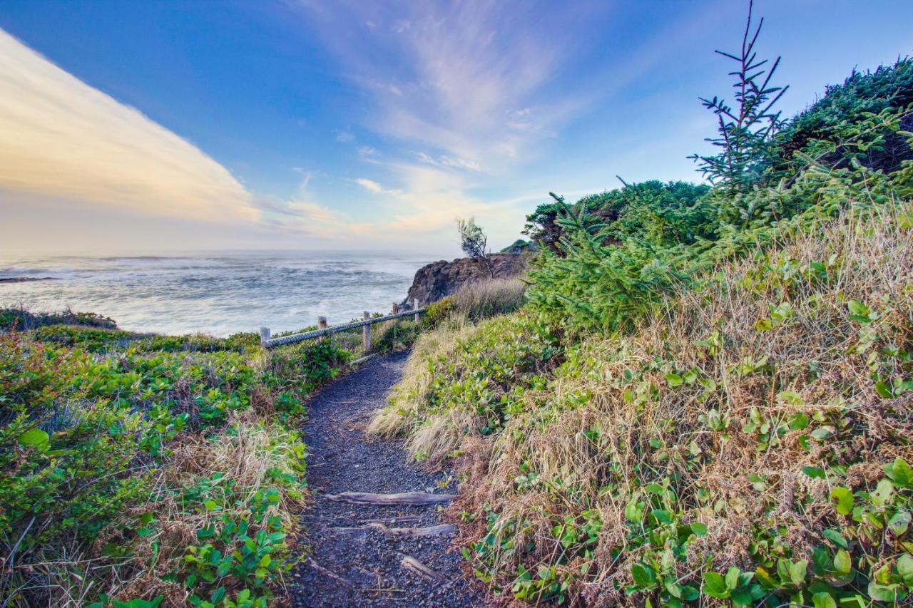 Villa Pearl At The Bay Depoe Bay Exterior foto